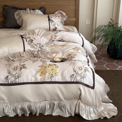 Satin Floral Rüschende Bettbezugset mit Plissiertem Rand und Dekorativen Kissenbezügen