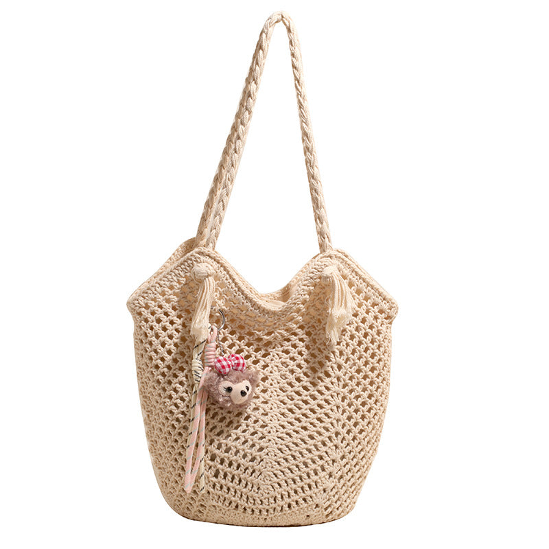 Geflochtene Strohtasche für den Strand