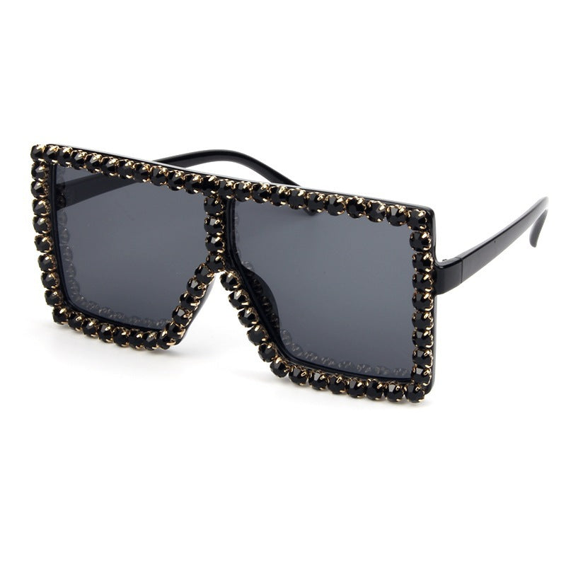 Damen oversized Sonnenbrille mit funkelndem Kristallrahmen Brehn