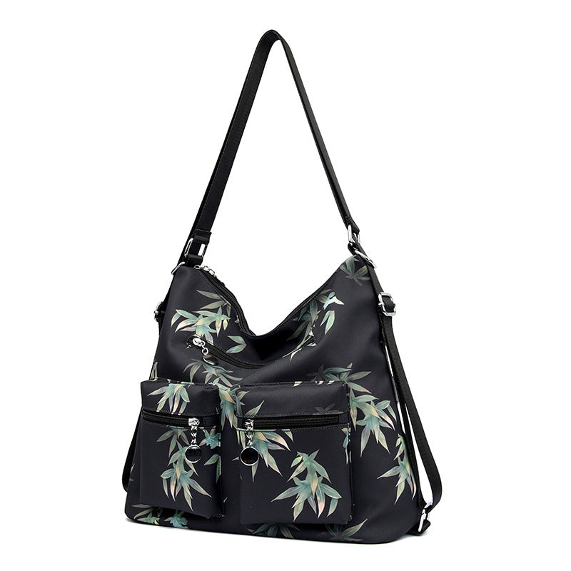 Geräumige Mehrfachtaschen-Schultertasche Brehn