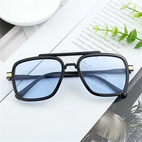 Damen moderne Sonnenbrille mit quadratischem Rahmen Brehn