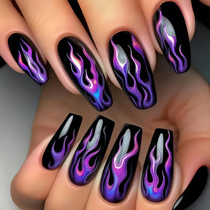 Künstlerisches Flammenmuster-Nagelkunst Brehn