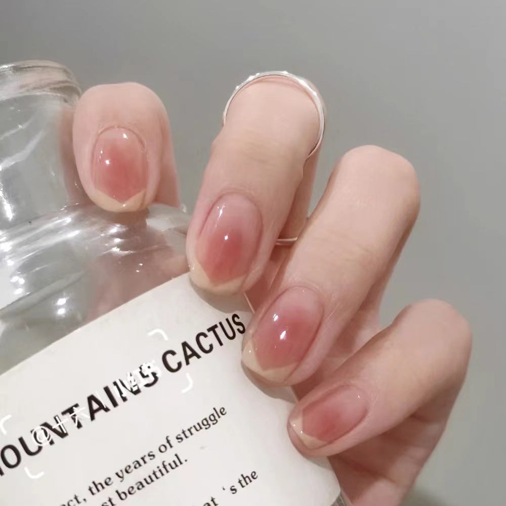 Natürliches Nageldesign Brehn
