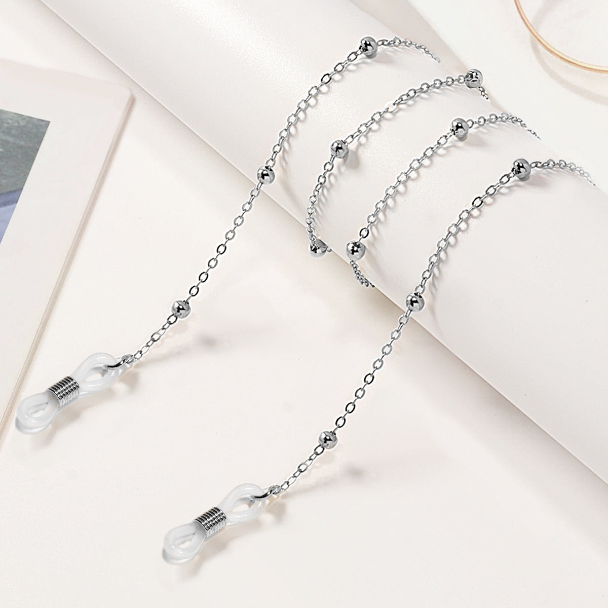 Stylischer Kettenbrillenhalter Brehn