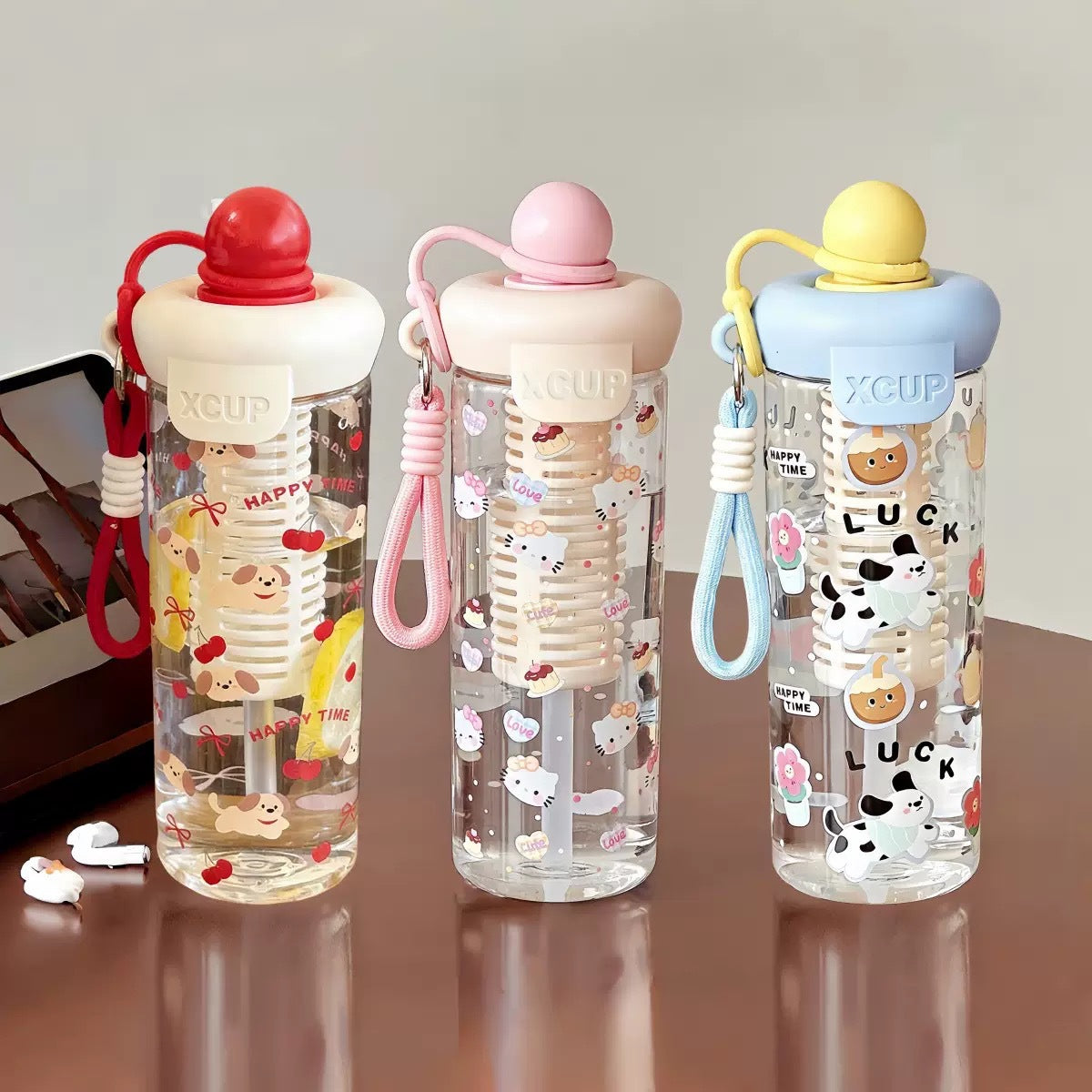 Damen Wasserflasche mit fröhlichen Motiv- und Frucht-Infusionseinsatz Brehn