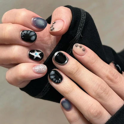 Kunstnagelset mit kreativen Sternen- und Glitzerdesigns Brehn