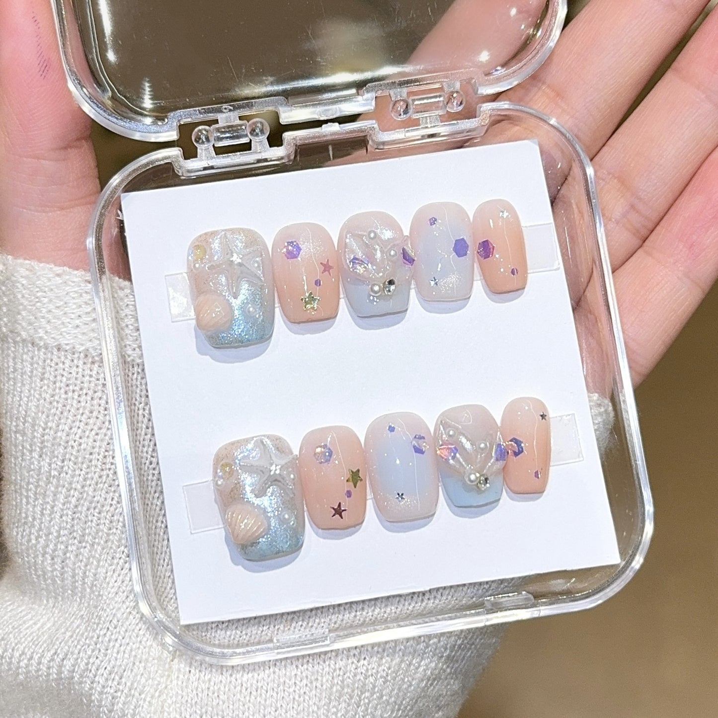 Kunstnägel mit Funkelndem Galaxy-Design Brehn