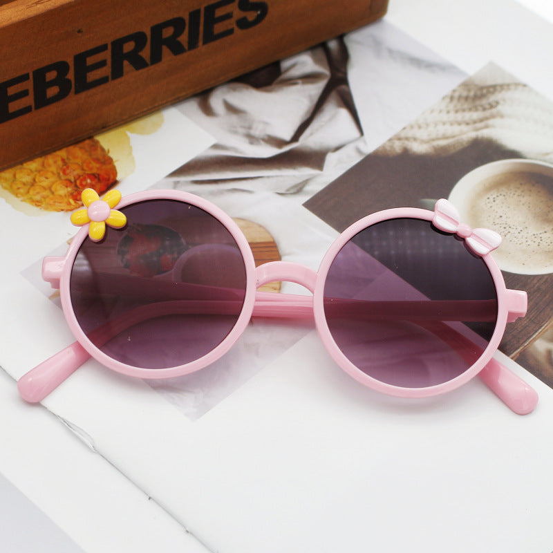 Damen Sonnenbrille mit verspielten Blumenakzenten Brehn