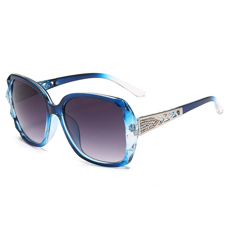 Damen Sonnenbrille im luxuriösen Glamourstil Brehn