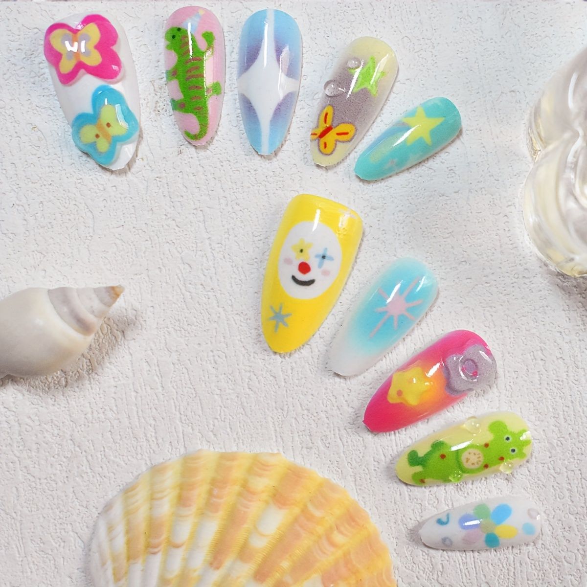 Verspielt Thema Press-On Nagelkunst Set Brehn