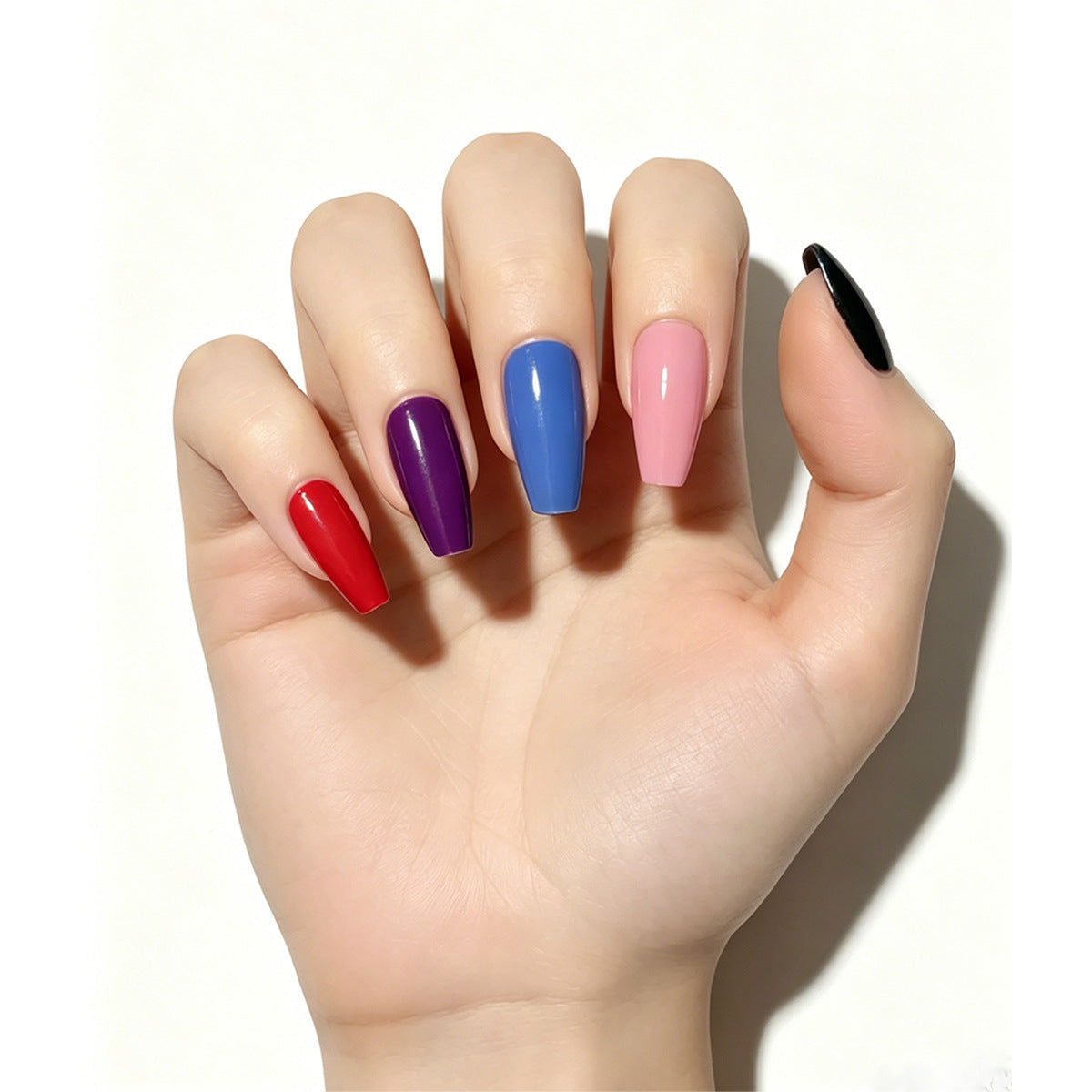 Vielseitiges Press-On-Nagelspitzen-Set Brehn