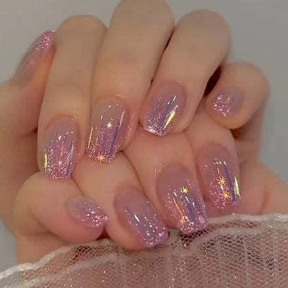 Glitzernde Glitzer-Gel-Nagelerweiterungen