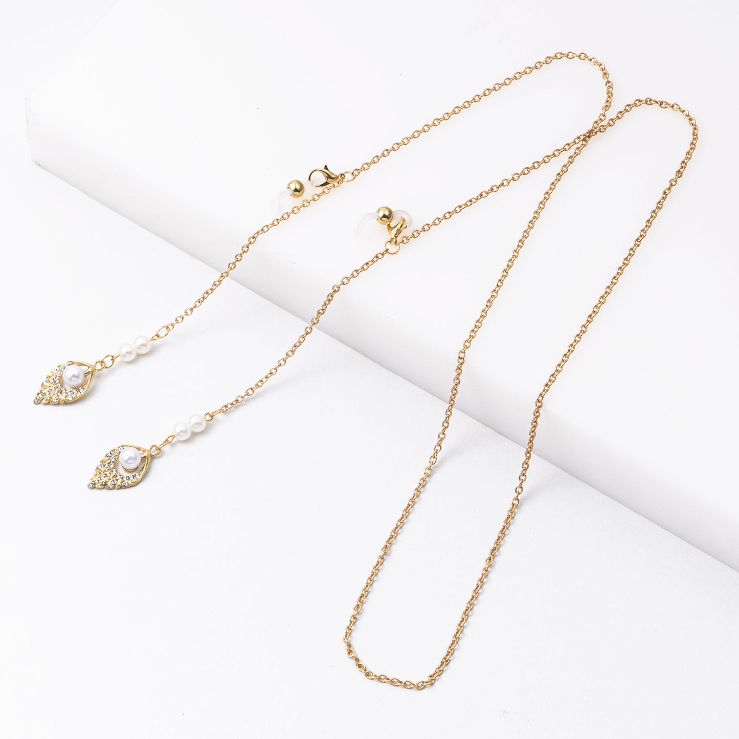 Elegante Perlenohrringe mit Kette Brehn