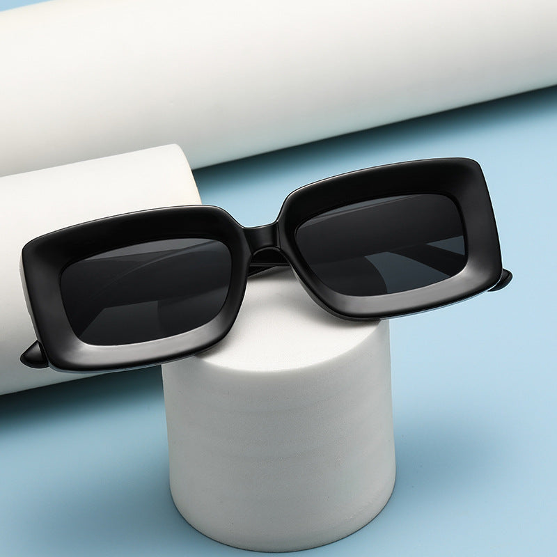 Damen trendige quadratische Sonnenbrille mit elegantem Kunststoffrahmen Brehn