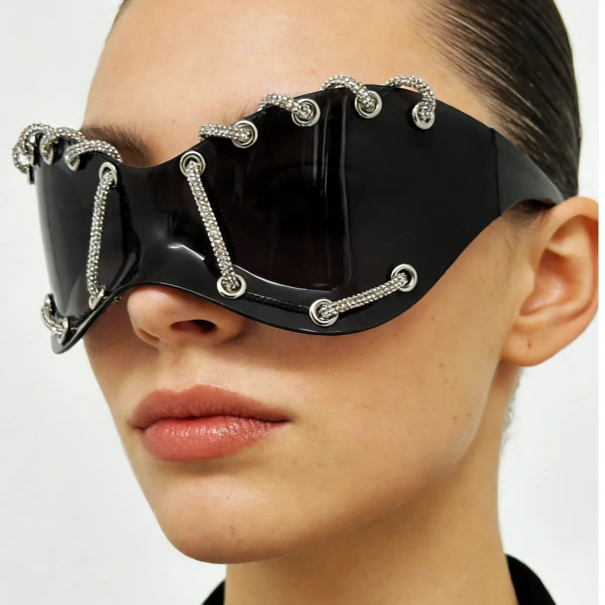 Damen extravagante Sonnenbrille mit einzigartigem Ketten-Design Brehn