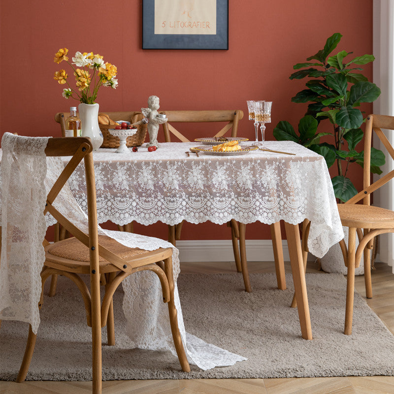 Spitzenüberzug Tischdecke