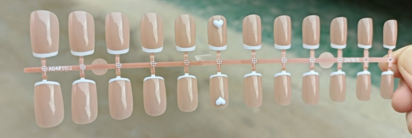 Kunstvolle Nagelkunst mit Niedlichen Hasenmuster Brehn