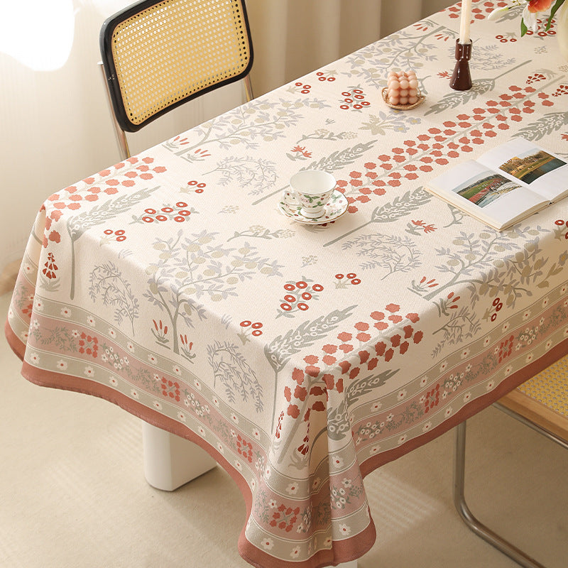 Rechteckige pflegeleichte Tischdecke im floralen Jacquard mit dekorativer Bordüre Brehn