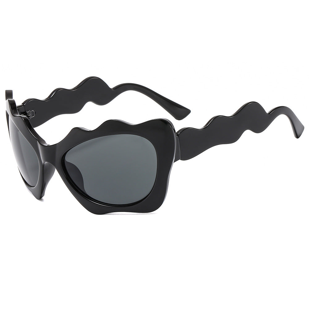 Damen Sonnenbrille im kreativen Wellen-Design Brehn