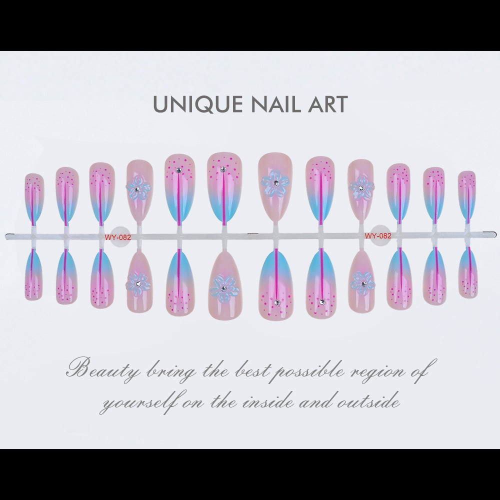 Künstlerische Floral-Beschmückte Press-On Nagelkollektion Brehn