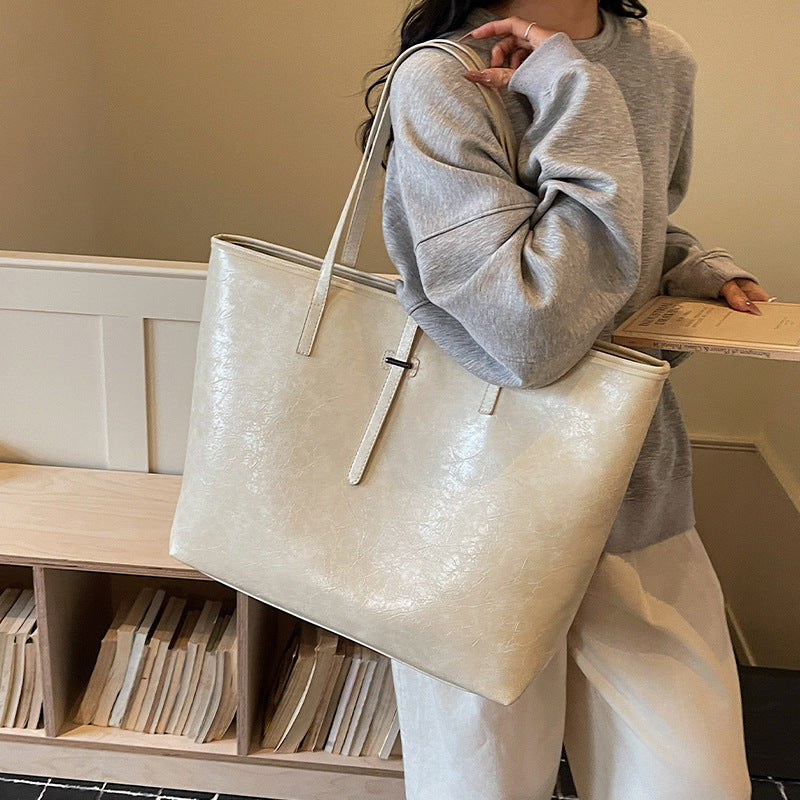 Elegante und Geräumige Tragetasche Brehn