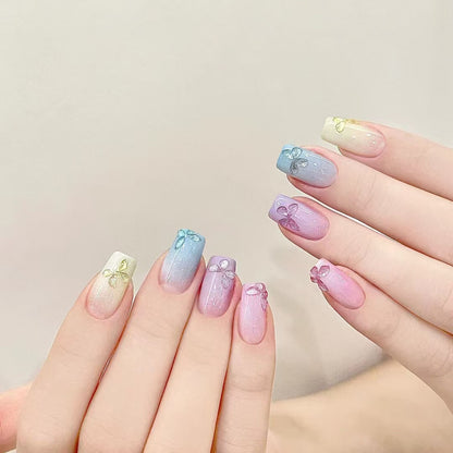Künstlerischer Glamour Nagelkunst