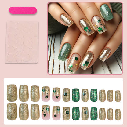 Kunstnagelset mit glitzernden Akzenten und floralen Motiven Brehn