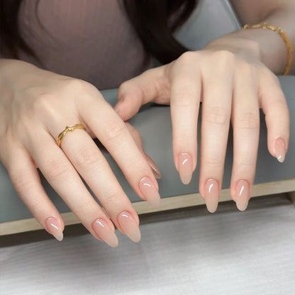 Natürlicher Finish Nude Press-On Nail Set Brehn
