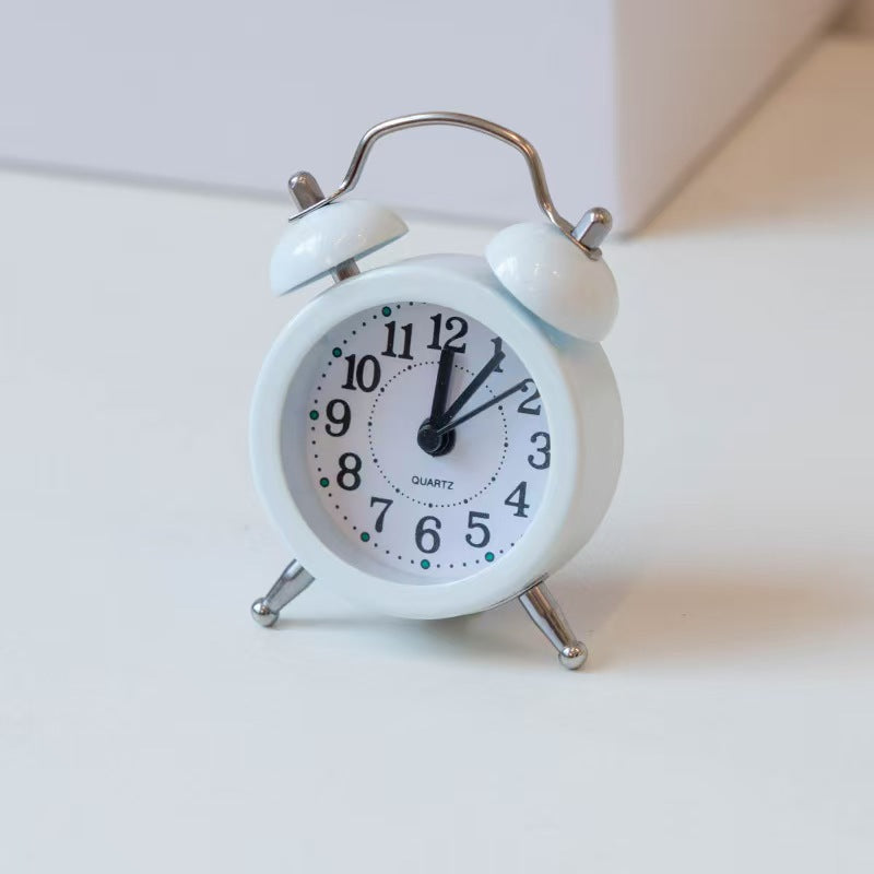 Klassischer Tischwecker Im Bunten Retro-Design Brehn