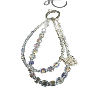 Elegante Mehrstrang-Perlen-Charm-Armband Brehn