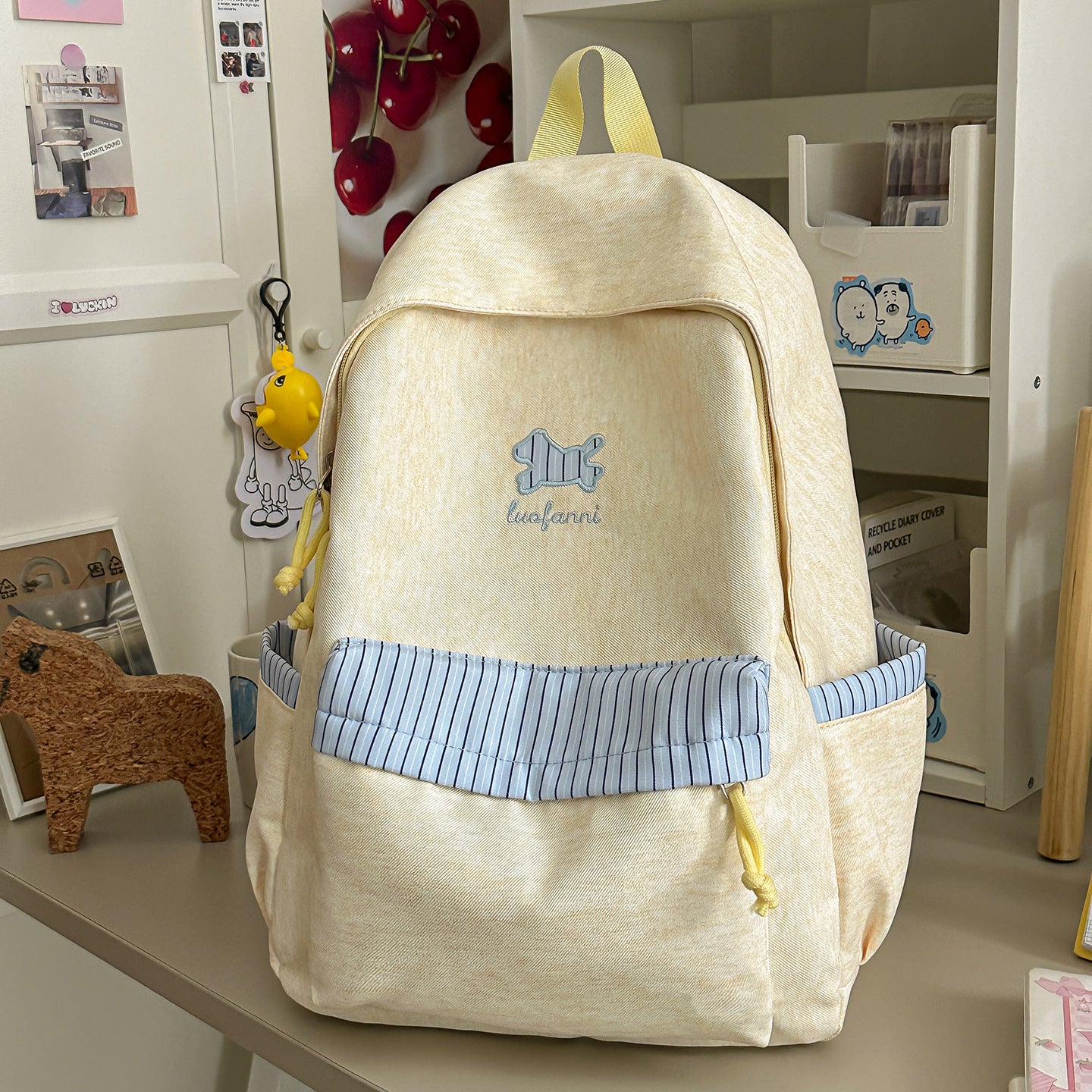 Lässiger Mehrfach-Taschen Schulrucksack