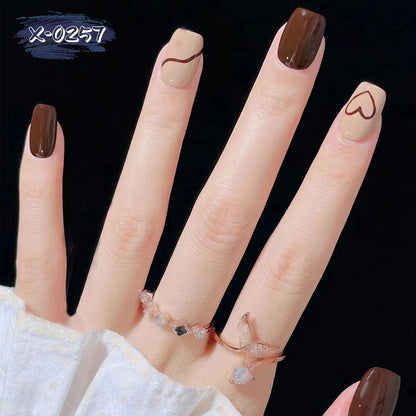 Elegantes dekoratives Nagelkunst-Design-Kit