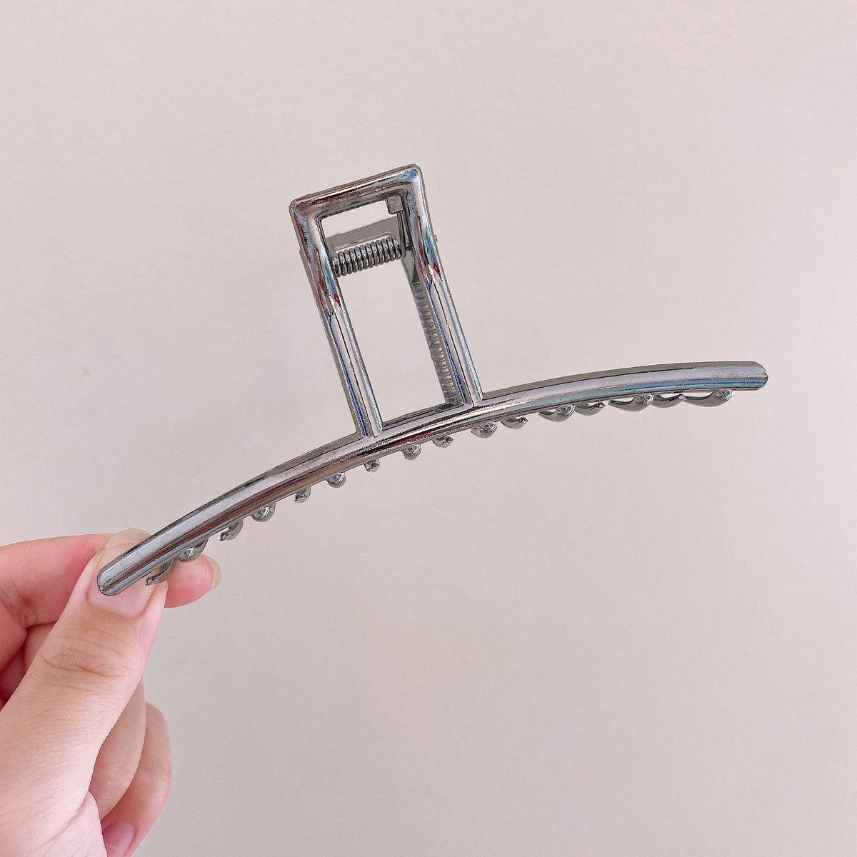 Eleganter Chrome-Haarclip Brehn