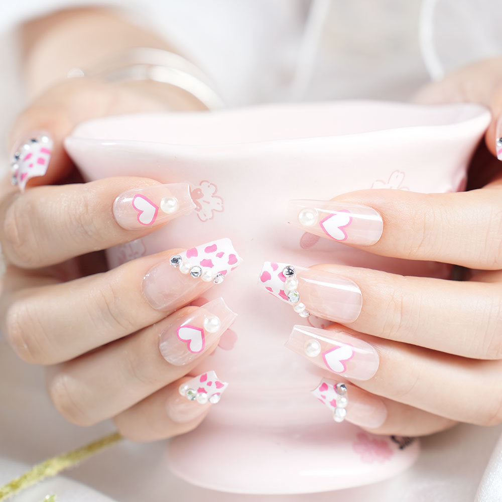 Dekorative 3D Herz und Leopardenmuster Press-On Nagelset Brehn