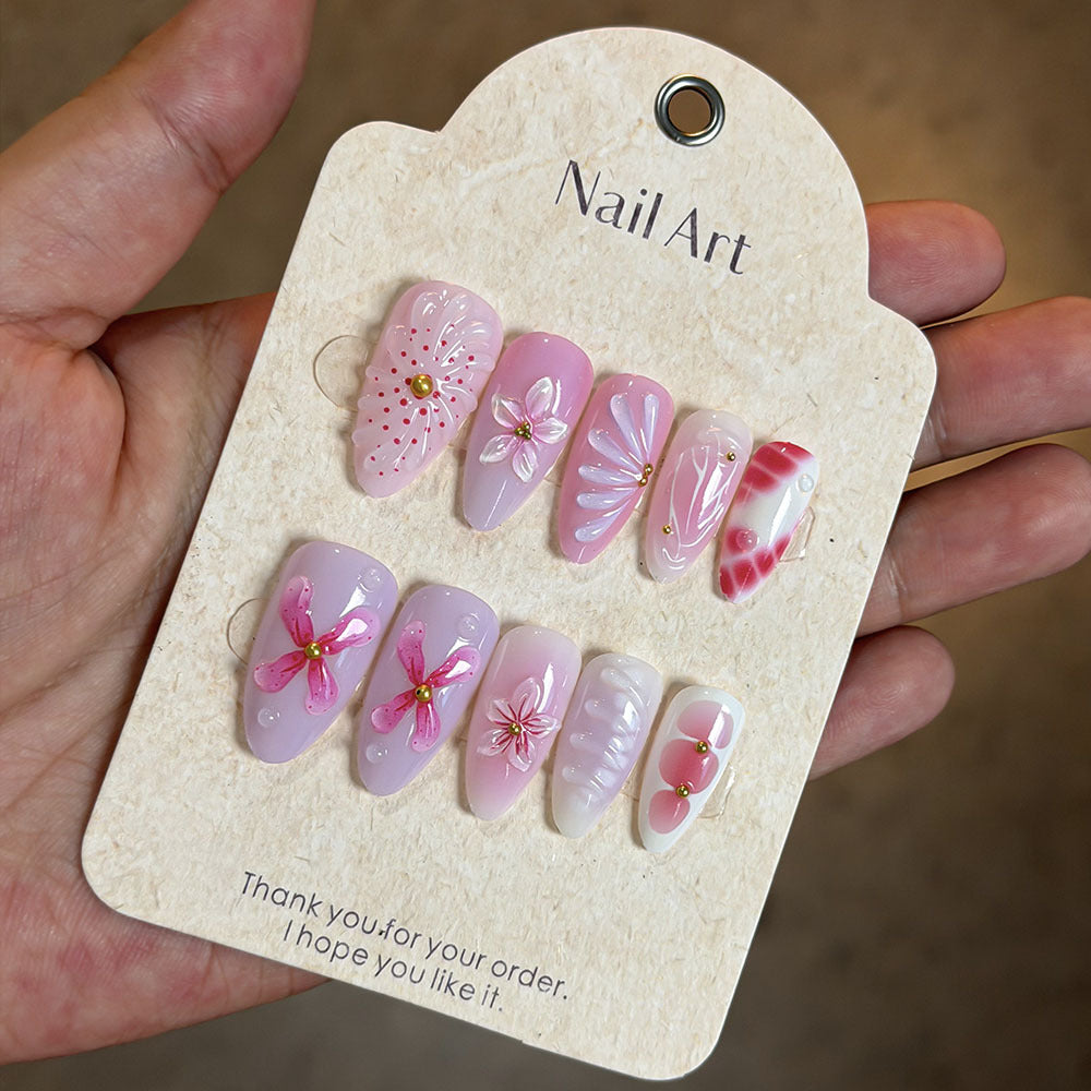 Künstlerische Blumen Press-On Nagelkollektion Brehn
