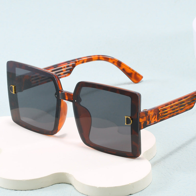Damen quadratische Sonnenbrille mit ergonomischem Rahmen und UV-Schutz Brehn