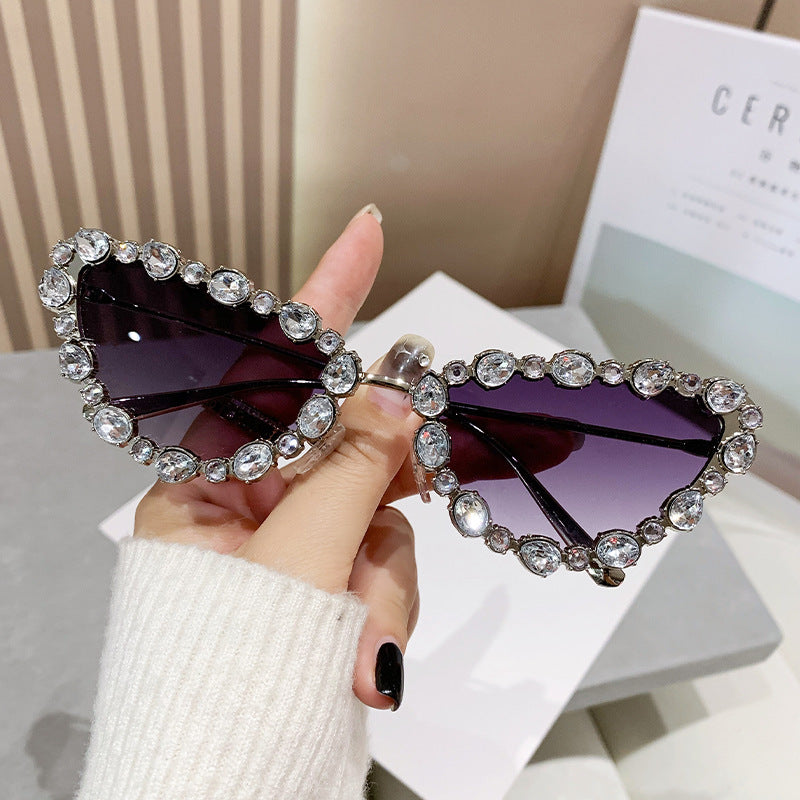 Damen Glamouröse Cat-Eye Sonnenbrille mit funkelnden Strassdetails Brehn