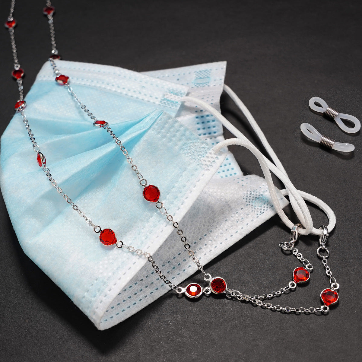 Elegante, mit Kristallen verzierte Brillen-Kette Brehn