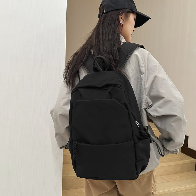 Rucksack mit Raffiniertem Stauraum und Strapazierfähigem Design Brehn