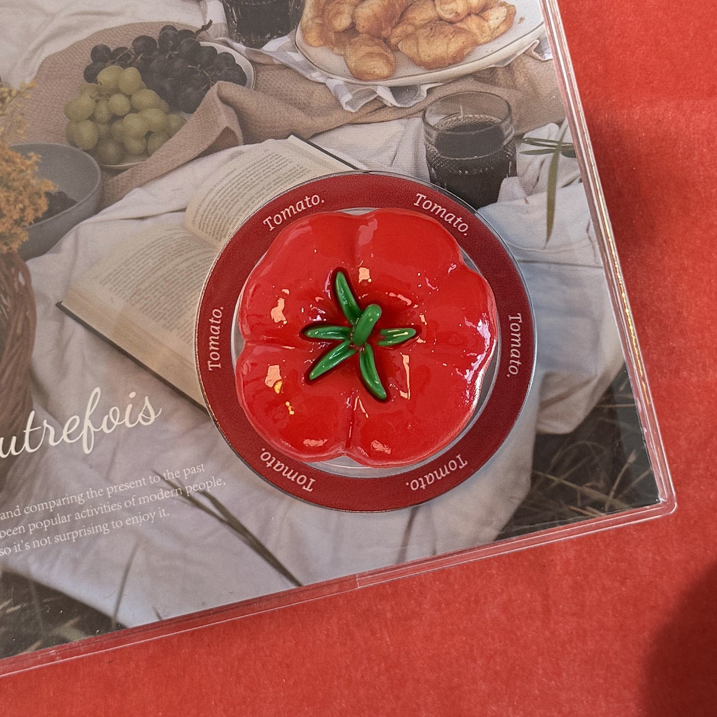 Dekorativer Kühlschrankmagnet im Tomaten-Design Brehn