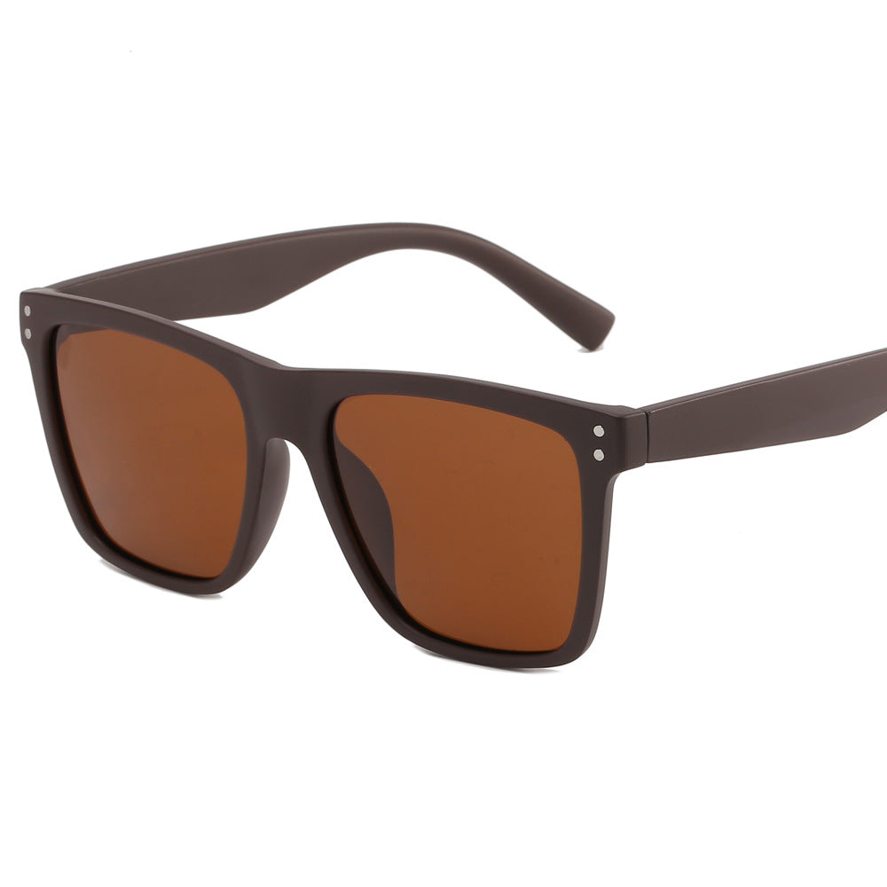 Damen Modische Sonnenbrille mit modernem, mattem Rahmen Brehn