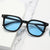 Damen quadratische Designerbrille mit dickem Rahmen und elegantem Profil Brehn