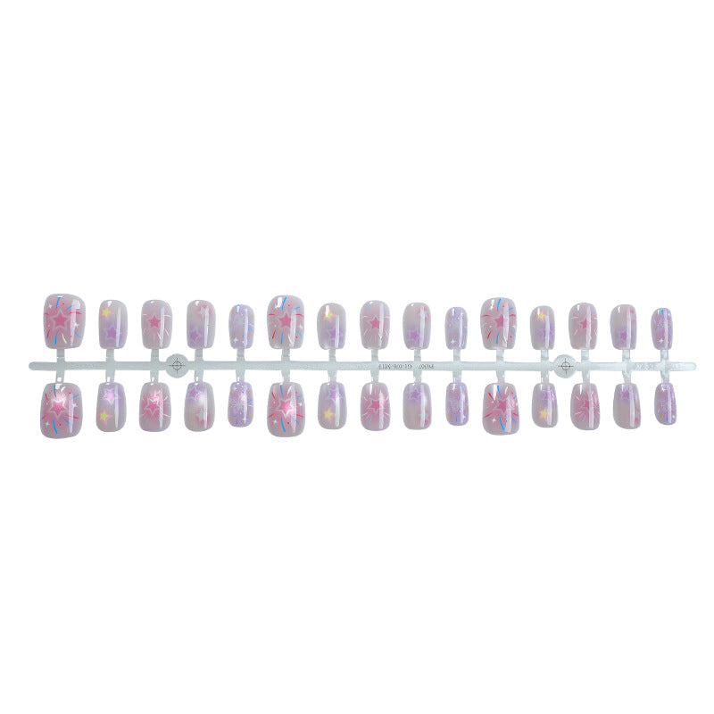 Künstlerisches Press-On-Nagelset mit himmlischen Designs