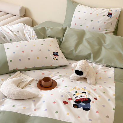 Kinderbettwäsche-Set aus feinem Baumwoll-Mix mit pastellfarbenem Pünktchenprint und Teddy-Applikation