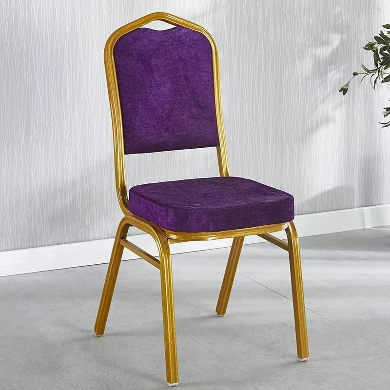 Eleganter gepolsterter Essstuhl mit goldenen Rahmen Brehn