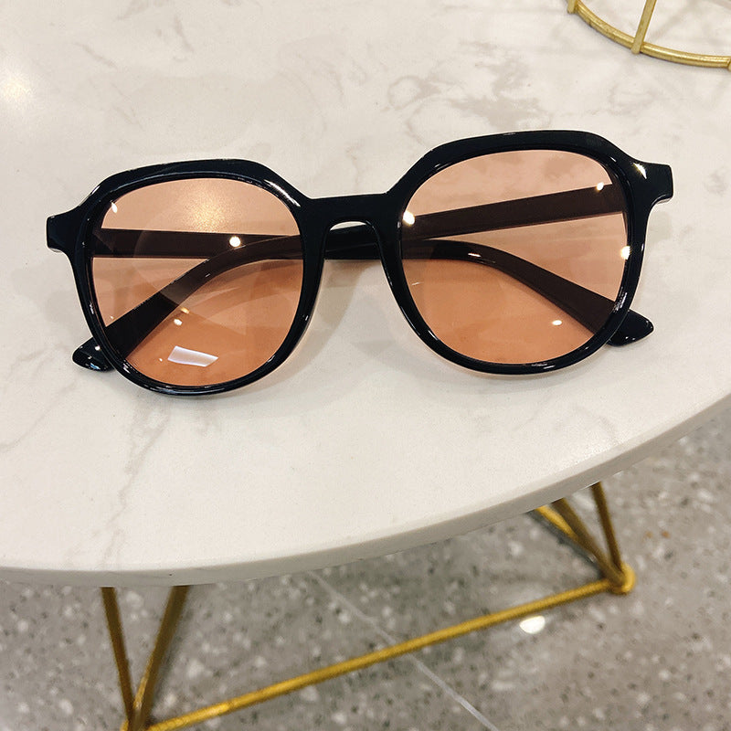 Modische Oversized Sonnenbrille mit Eckigem Rahmen Brehn