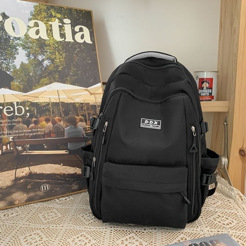 Stylischer Multifunktionsrucksack Brehn