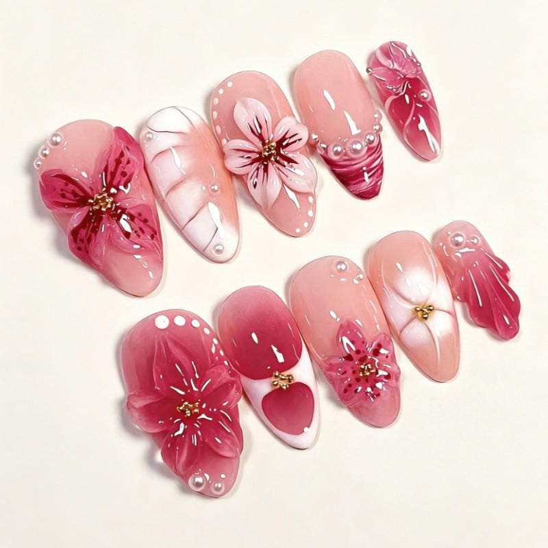 Detailliertes florales Design Press-On Nägel Brehn