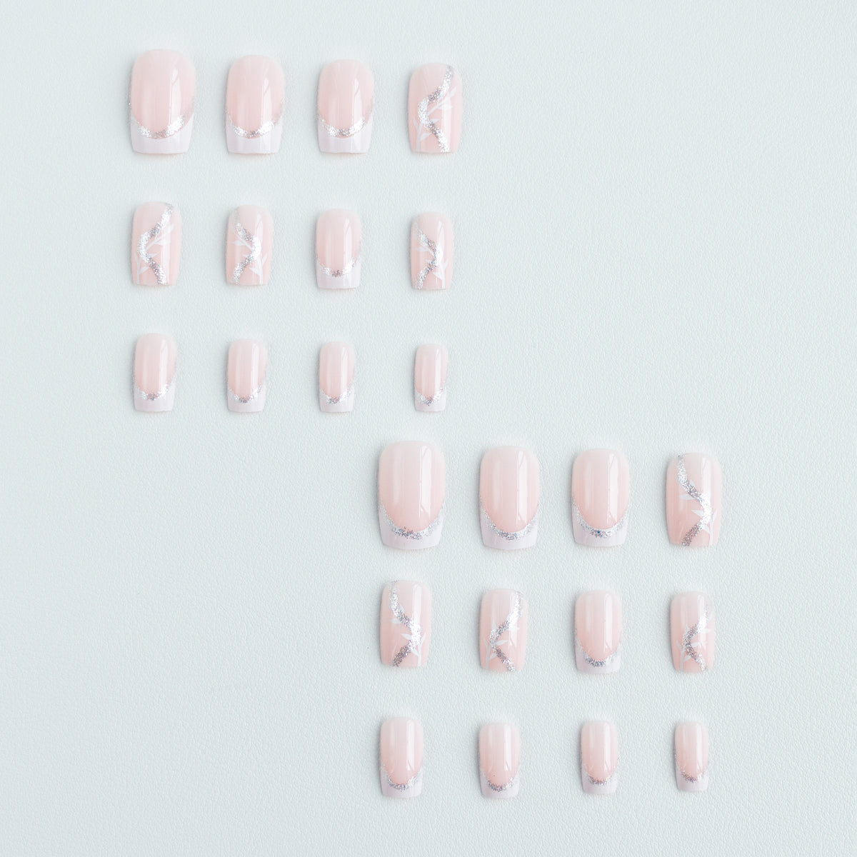 Elegantes florales Acryl-Nageldesign