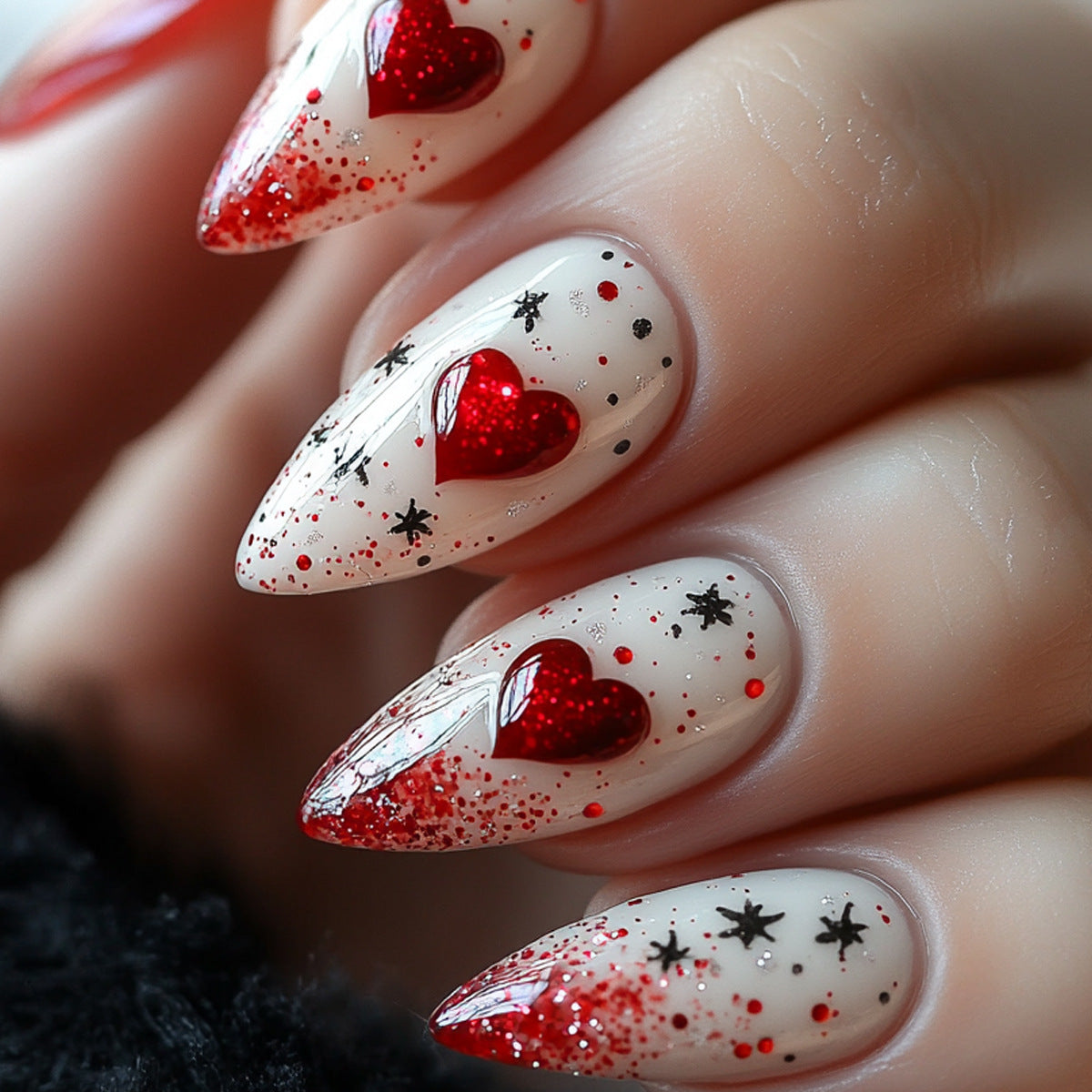 Künstlerisches Herz-Themen Nagelkunst-Set Brehn